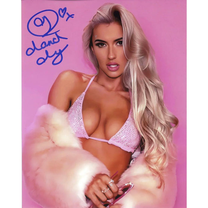 Mariah May Fur Coat 8 x 10 Promo - AUTOGRAPHED